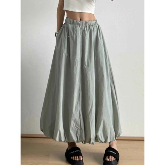 Elastic Waist Bubble Hem Maxi Skirt - Picture 1 of 5